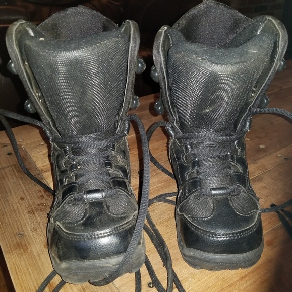 zuma snowboard boots